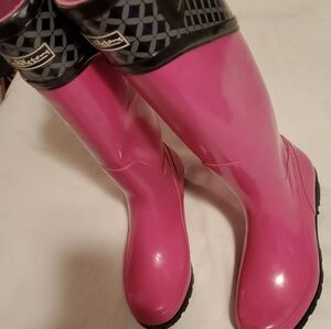 Rain boots